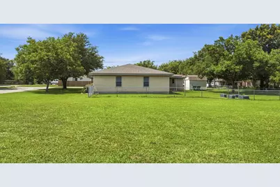 610 Meadowlark Street, Hamilton, TX 76531 - Photo 24