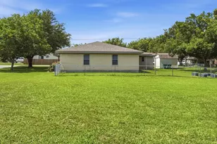 610 Meadowlark St, Hamilton, TX 76531 - Photo 24