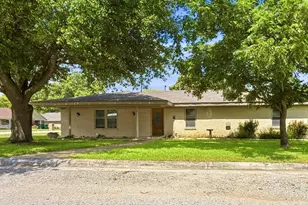 610 Meadowlark St, Hamilton, TX 76531 - Photo 20