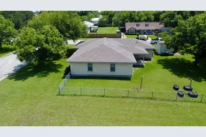 610 Meadowlark Street, Hamilton, TX 76531 - Photo 28