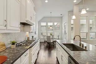 17614 Lily Ct, Dallas, TX 75252 - Photo 10
