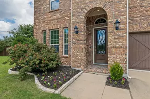 17614 Lily Ct, Dallas, TX 75252 - Photo 2
