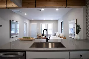 2855 Sharon St, Dallas, TX 75211 - Photo 6