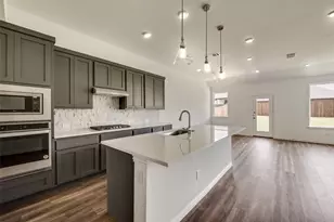 1820 Purtis Crk Dr, Forney, TX 75126 - Photo 2