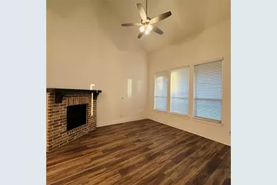 1804 Pelham, Aubrey, TX 76227 - Photo 18