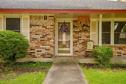 209 Hillcrest Drive, Midlothian, TX 76065 - Photo 8