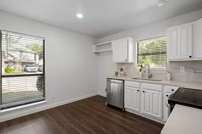 200 Saddle Rock Court, Irving, TX 75063 - Photo 6