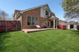 515 Suffolk Dr, Grand Prairie, TX 75052 - Photo 22