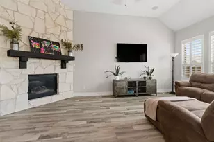 2604 Walnut Creek Ln, The Colony, TX 75056 - Photo 12