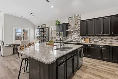 2604 Walnut Creek Lane, The Colony, TX 75056 - Photo 4