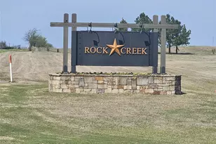 228 Pronghorn Dr, Gordonville, TX 76245 - Photo 2