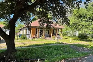 207 E Elmo St, Kaufman, TX 75142 - Photo 1