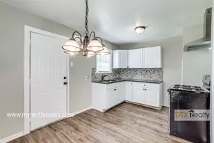 8623 Stonehurst St, Dallas, TX 75217 - Photo 14