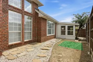 3117 Irvine Dr, Carrollton, TX 75007 - Photo 36