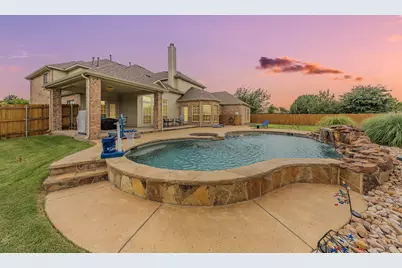 1424 Bassett Hound Drive, Fort Worth, TX 76052 - Photo 2