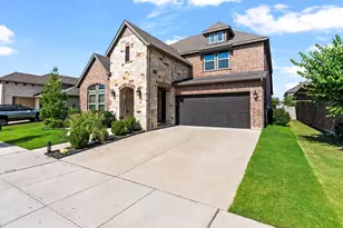 1604 Moss Trail Ct, Argyle, TX 76226 - Photo 2
