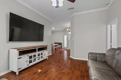 115 S Blue Bonnet Circle, Justin, TX 76247 - Photo 8