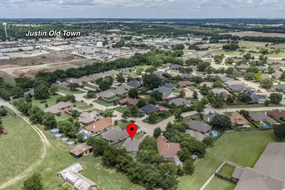 115 S Blue Bonnet Circle, Justin, TX 76247 - Photo 36