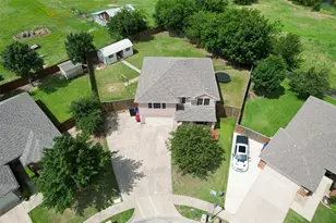 921 Zoe St, Royse City, TX 75189 - Photo 6