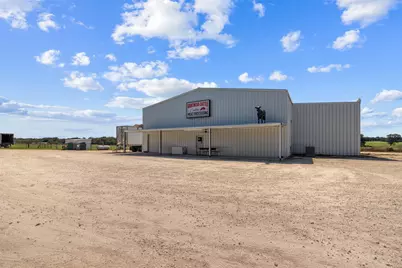 324 E Highway 6, Iredell, TX 76649 - Photo 2