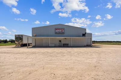 324 E Highway 6, Iredell, TX 76649 - Photo 22