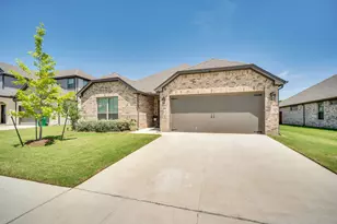 561 Baffin Bay Dr, Waxahachie, TX 75165 - Photo 4