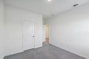 3765 Pierce Ln, Grand Prairie, TX 75052 - Photo 20