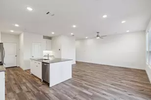 3765 Pierce Ln, Grand Prairie, TX 75052 - Photo 6