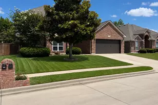 12612 Excelsior Ln, Fort Worth, TX 76244 - Photo 2