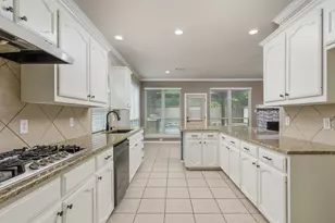 12612 Excelsior Ln, Fort Worth, TX 76244 - Photo 8