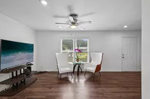 517 Norwood Dr, Hurst, TX 76053 - Photo 10