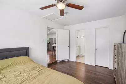 517 Norwood Drive, Hurst, TX 76053 - Photo 18