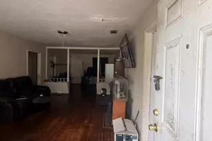 1531 E Lakeview Dr, Dallas, TX 75216 - Photo 6