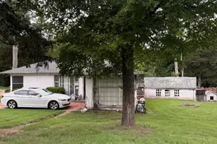 1531 E Lakeview Dr, Dallas, TX 75216 - Photo 2