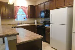 332 Emma Call Ct, Decatur, TX 76234 - Photo 10