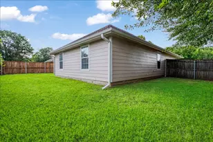 207 Chaffin St, Bonham, TX 75418 - Photo 26