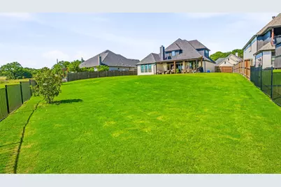 1349 Crown Valley Drive, Weatherford, TX 76087 - Photo 4