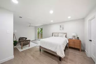 15746 Overmead Cir, Dallas, TX 75248 - Photo 18