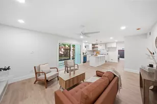15746 Overmead Cir, Dallas, TX 75248 - Photo 14