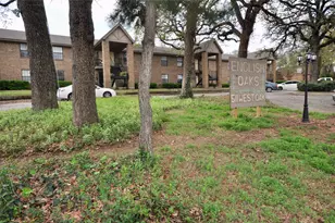511 W Oak St, Weatherford, TX 76086 - Photo 1