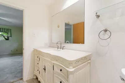 1021 S Fairbanks Avenue, Denison, TX 75020 - Photo 26