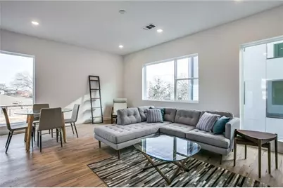 427 W 10th Street #303, Dallas, TX 75208 - Photo 8