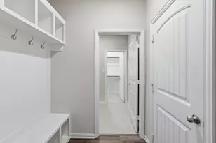 812 Taliaferro Trl, Springtown, TX 76082 - Photo 16