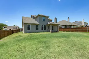 812 Taliaferro Trl, Springtown, TX 76082 - Photo 30