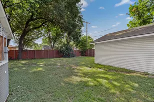 405 Easton Rd, Dallas, TX 75218 - Photo 30