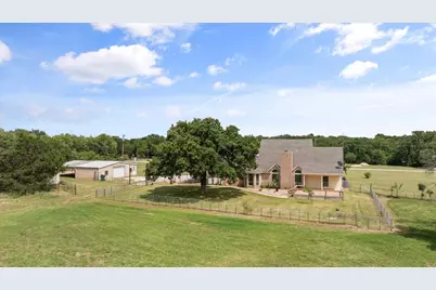 900 Hickey Court, Granbury, TX 76049 - Photo 28