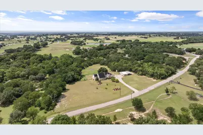 900 Hickey Court, Granbury, TX 76049 - Photo 34