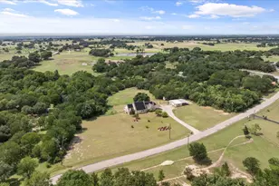 900 Hickey Ct, Granbury, TX 76049 - Photo 34
