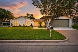 15745 Havenrock Cir, Dallas, TX 75248 - Photo 1