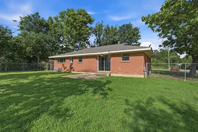 901 Maple Street, Howe, TX 75459 - Photo 26